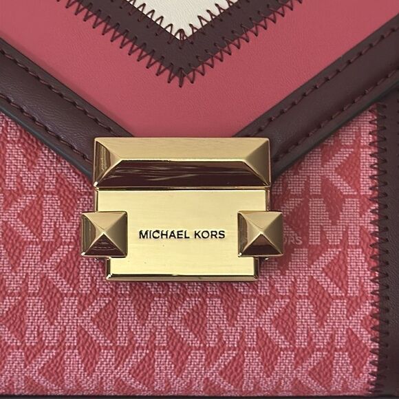 Michael Kors Pink and White Chevron Shoulder Bag - Picture 3 of 13